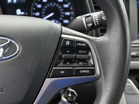 Used 2018 Hyundai Elantra SEL image 13