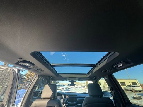 Used 2024 Cadillac XT6 Sport w/ Technology Package image 30