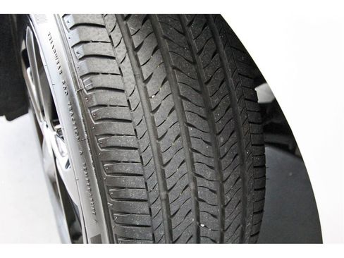 Used 2024 Chevrolet Malibu LS image 30