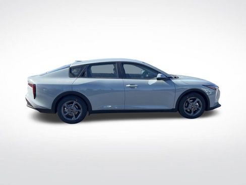 New 2026 Kia K4 LXS image 6