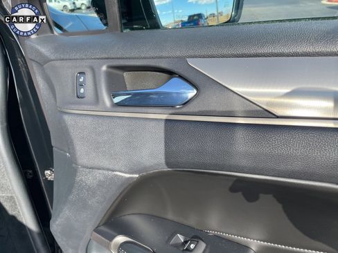 Used 2018 Lincoln MKC Premiere image 32