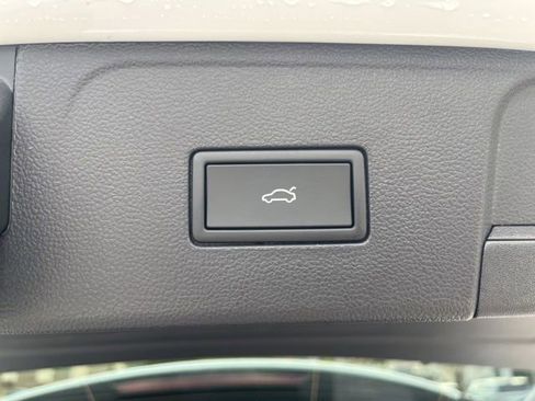 New 2026 Volkswagen Atlas SE image 29