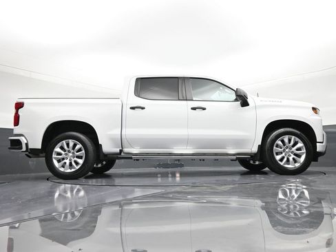 Used 2022 Chevrolet Silverado 1500 Custom RWD image 25
