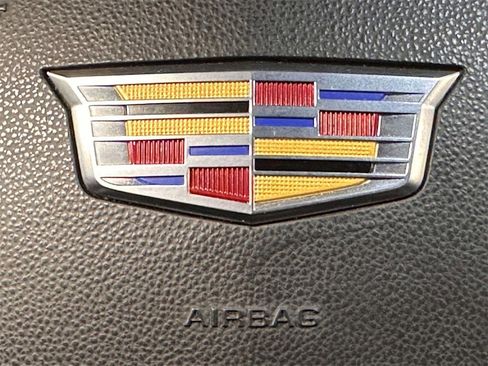 Used 2024 Cadillac XT5 Luxury image 23