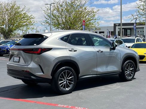 Used 2023 Lexus NX 250 FWD image 8