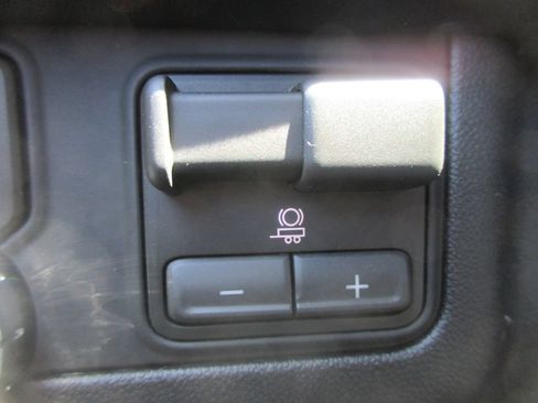 New 2026 GMC Yukon XL Elevation w/ Elevation Premium Package AWD/4WD image 20