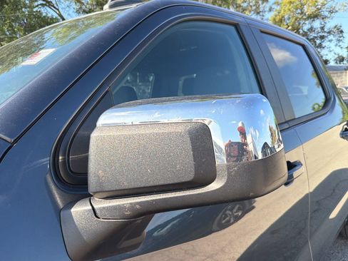 Used 2021 Chevrolet Silverado 1500 LT AWD/4WD image 6