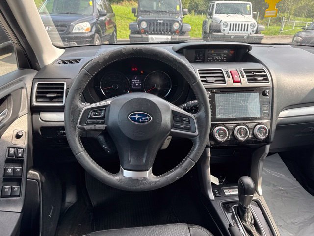 Used 2016 Subaru Forester 2.5i Touring AWD/4WD image 15