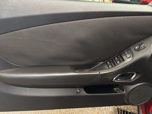 Used 2015 Chevrolet Camaro LT RWD image 11