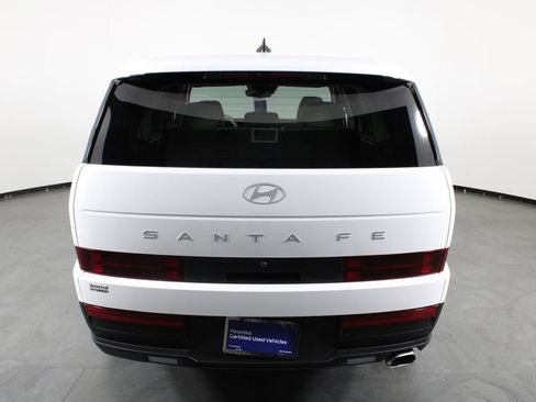 Used 2026 Hyundai Santa Fe SE FWD image 11
