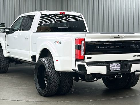 Used 2026 Ford F450 Platinum image 3