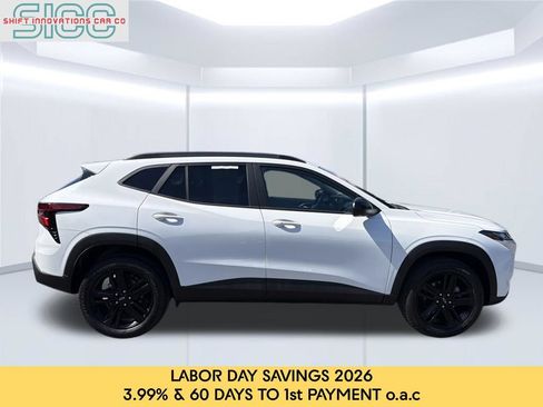 Used 2025 Chevrolet Trax ACTIV FWD image 7
