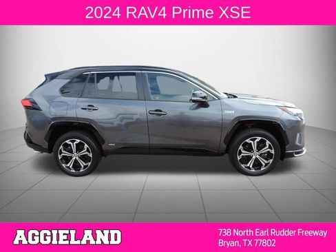 Used 2024 Toyota RAV4 XSE w/ Weather Package AWD/4WD image 2