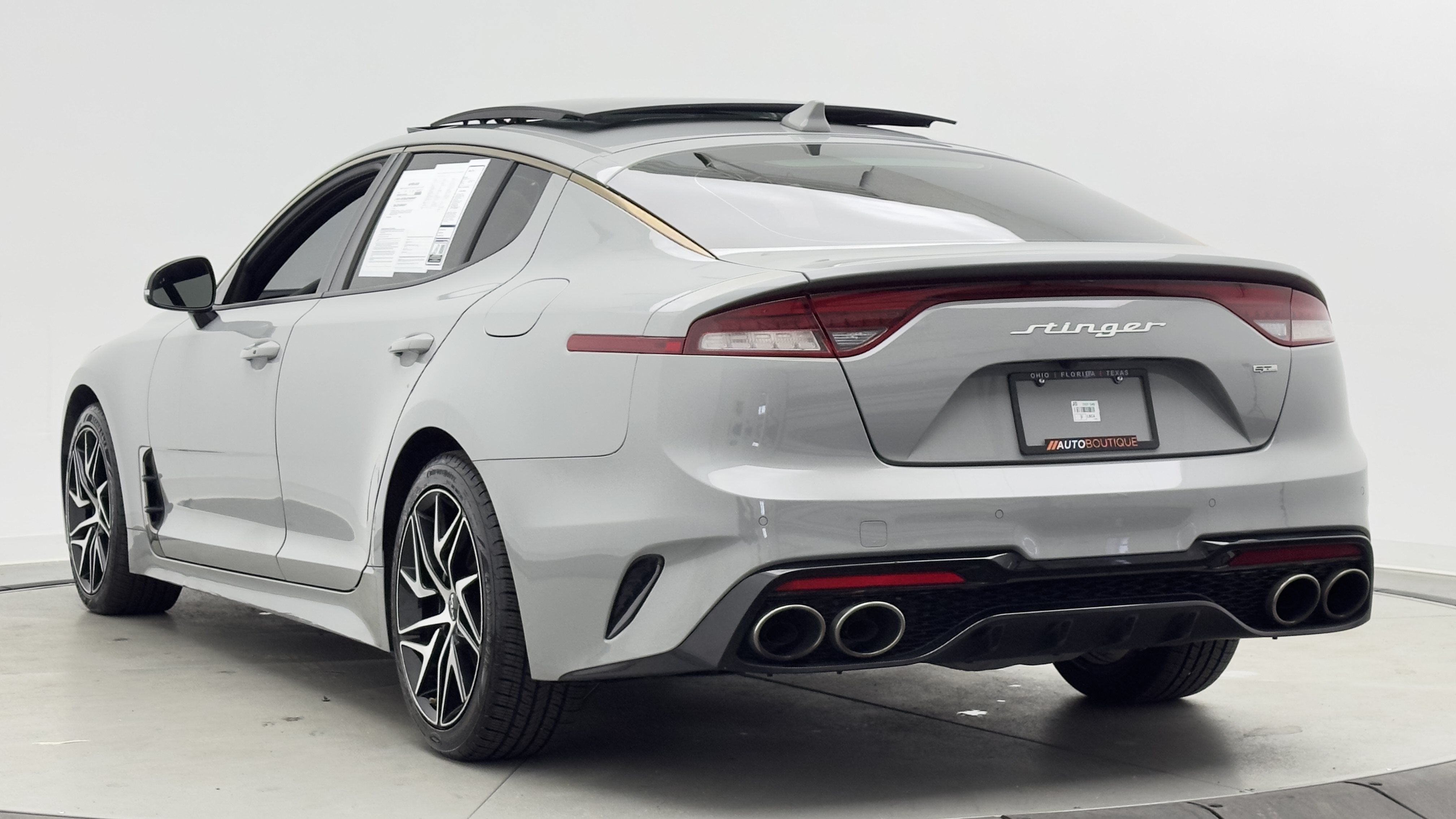Used 2023 Kia Stinger GT-Line w/ Sun & Sound Package RWD image 7