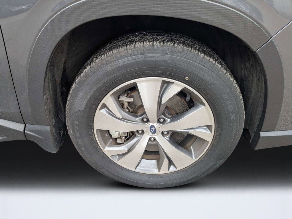 Certified 2024 Subaru Ascent Premium w/ Convenience Package AWD/4WD image 10