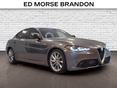 Used 2024 Alfa Romeo Giulia Ti w/ Active Assist Plus Package RWD image 6