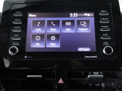 Used 2022 Toyota Camry SE FWD image 14