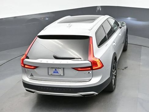 Used 2018 Volvo V90 T5 Cross Country w/ Plus Package AWD/4WD image 21