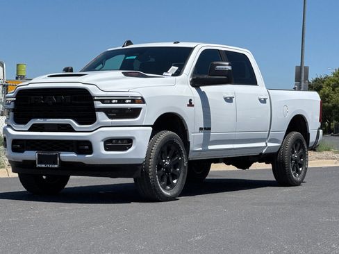 New 2026 RAM 2500 Laramie w/ Night Edition AWD/4WD image 7