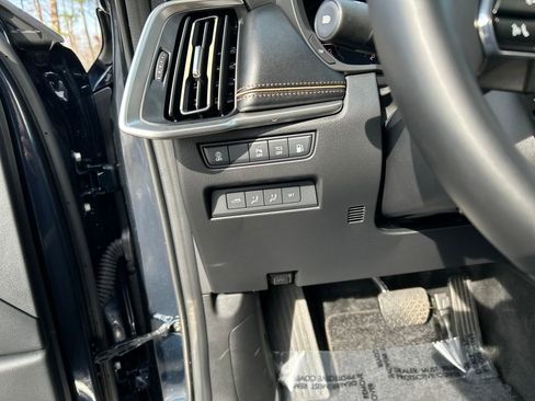 Used 2025 MAZDA CX-90 Plug-In Hybrid w/ Premium Plus image 27