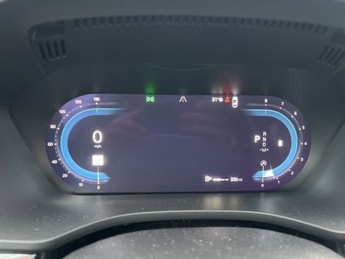 Used 2023 Volvo XC60 B5 Plus w/ Climate Package image 13