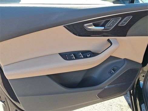 Used 2024 Audi Q7 2.0T Premium Plus image 10