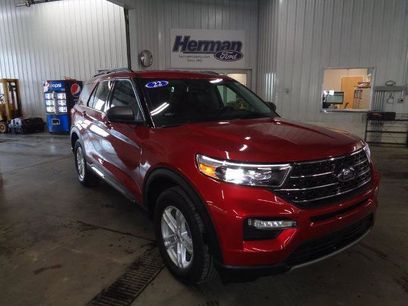 Certified 2022 Ford Explorer XLT w/ Equipment Group 202A