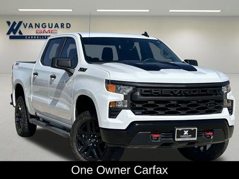 Used 2024 Chevrolet Silverado 1500 Custom Trail Boss w/ LPO, Dark Essentials Package image 2