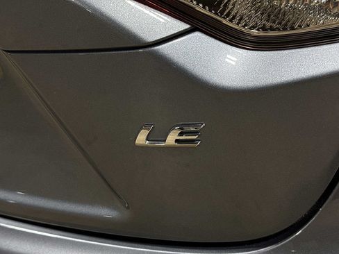 Used 2022 Toyota Corolla LE FWD image 25