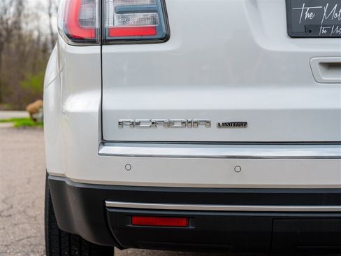 Used 2017 GMC Acadia Limited SLT AWD/4WD image 10