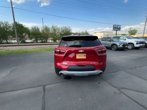 Used 2021 Chevrolet Blazer LT w/ LPO, Floor Liner Package FWD image 7