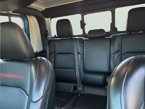 Used 2020 Jeep Gladiator Rubicon AWD/4WD image 17