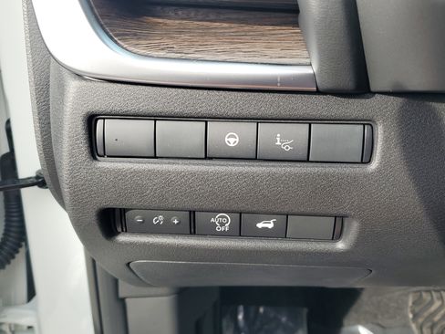 Certified 2026 Nissan Rogue Platinum w/ Platinum Premium Package image 25