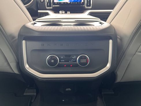 New 2027 Ford Expedition Platinum w/ Driver's Package AWD/4WD image 36