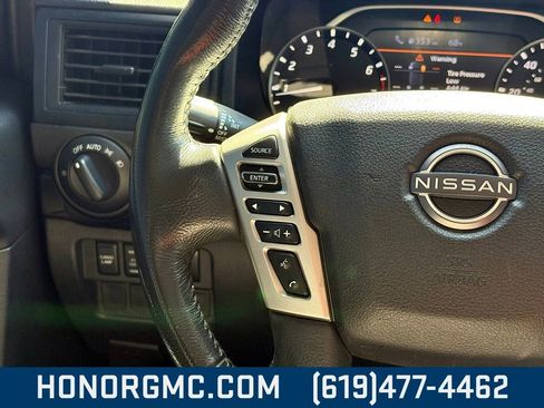 Used 2023 Nissan Titan SV w/ SV Convenience Package image 25