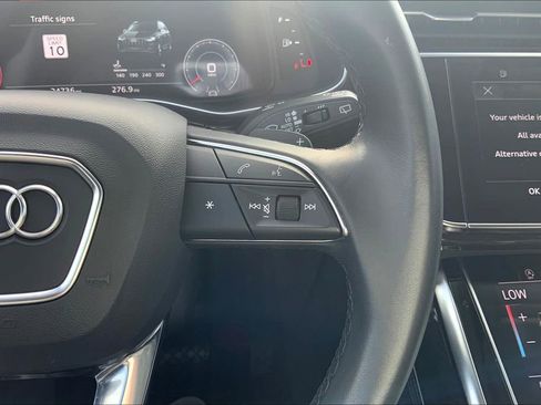 Used 2023 Audi Q7 3.0T Prestige image 25