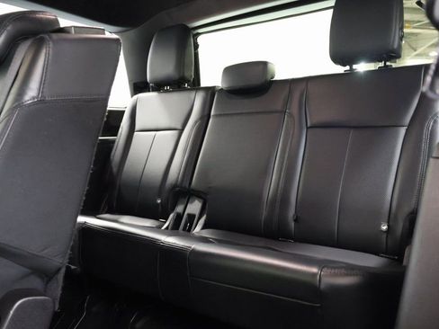 Used 2019 Ford Expedition XLT w/ Equipment Group 202A image 27