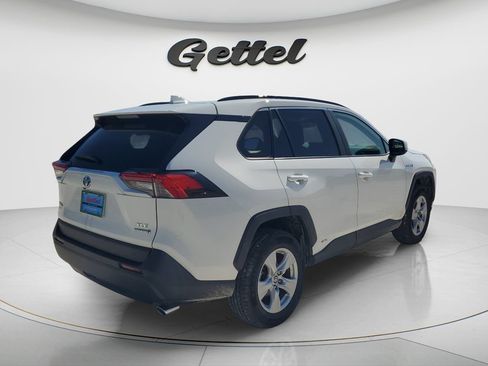 Used 2020 Toyota RAV4 XLE w/ Convenience Package AWD/4WD image 5