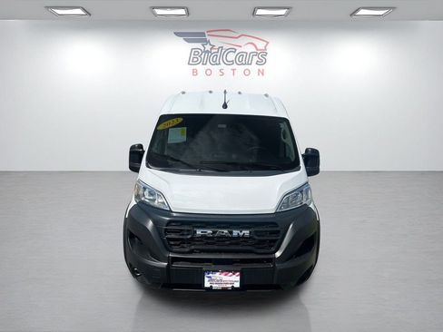 Used 2023 RAM ProMaster 2500 FWD image 2