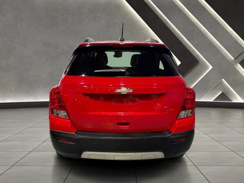 Used 2016 Chevrolet Trax LT w/ LT Convenience Package AWD/4WD image 4