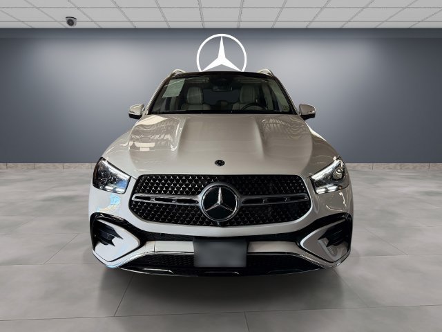 Certified 2025 Mercedes-Benz GLE 450 4MATIC image 2