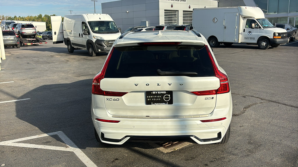 Certified 2024 Volvo XC60 B5 Core w/ Protection Package Premier AWD/4WD image 29