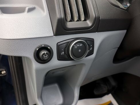 Used 2017 Ford Transit 150 XL image 24