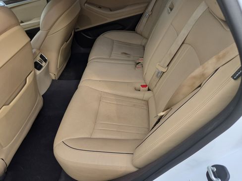 Used 2015 Hyundai Genesis 3.8 w/ Option Group 03 image 11