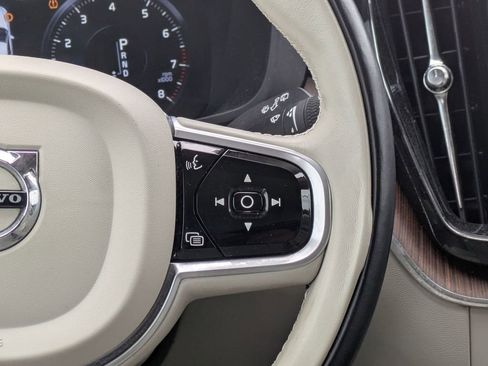 Used 2019 Volvo XC60 T5 Inscription w/ Protection Package Premier AWD/4WD image 14