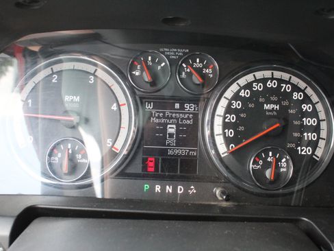 Used 2012 RAM 2500 SLT AWD/4WD image 18