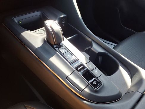 Used 2023 Toyota Crown XLE image 10