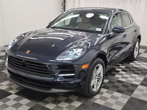 Used 2021 Porsche Macan S image 3