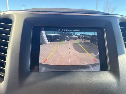 Used 2019 Jeep Cherokee Latitude w/ Popular Appearance Group image 19