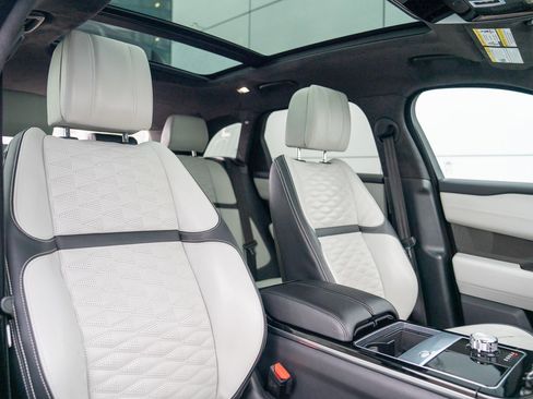 Used 2020 Land Rover Range Rover Velar SV Autobiography Dynamic image 26